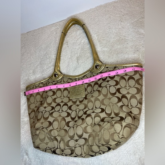 Coach Bleecker Signature Tote Gold Khaki - Picture 4 of 15